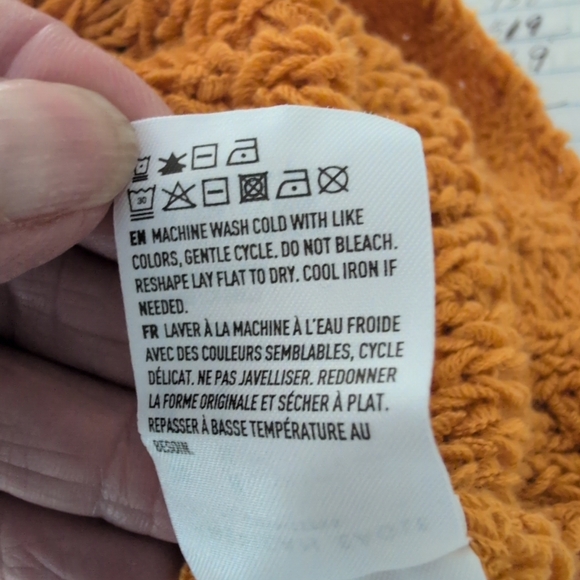 American Eagle Mustard Yellow Open Knit Cropped Cardigan Button Front Sweater M - Picture 8 of 8